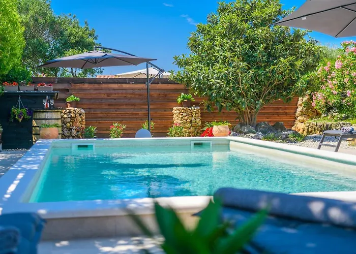 Haus Rustica Сasa de vacaciones Pula